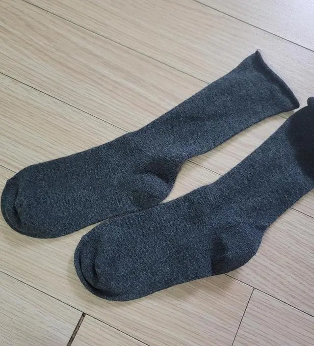 무압박양말 조임없이 부담없이 신을수있는 양말이네요~
