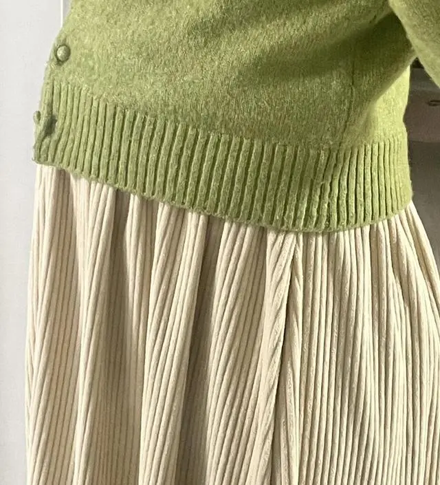 임신 23주차인데 날씨도 추워지고 배도 많이 나와서 새 임부복 구매했어요 
