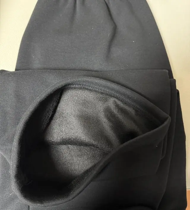 겨울에 입을 바지 주문했는데 배 부분도 편하고 안감도 부드럽고 따뜻하고 좋아요~!