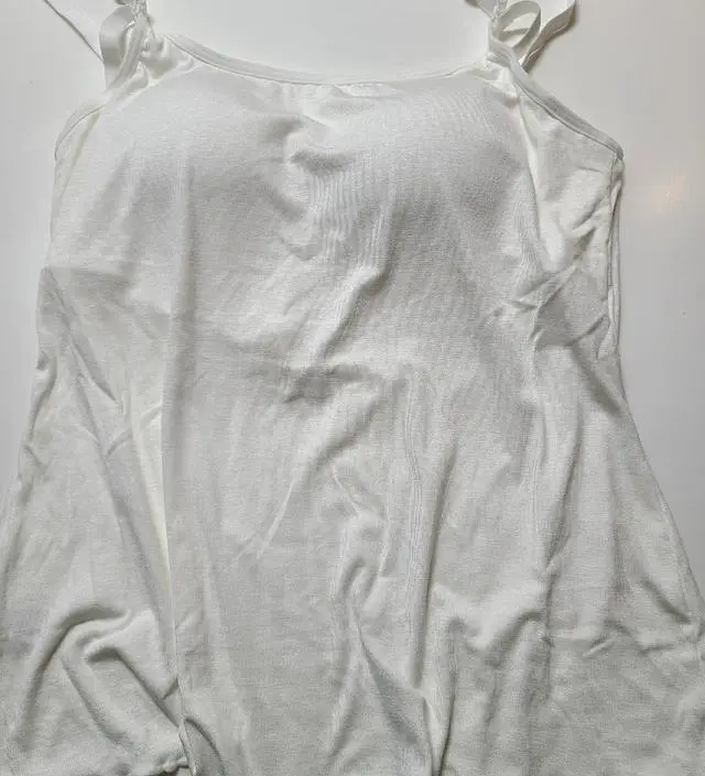 제가 답답한게 싫어서 아주 큰거 샀는데 조임이 없네요. 아직 임신 중기라 더 커질까 기