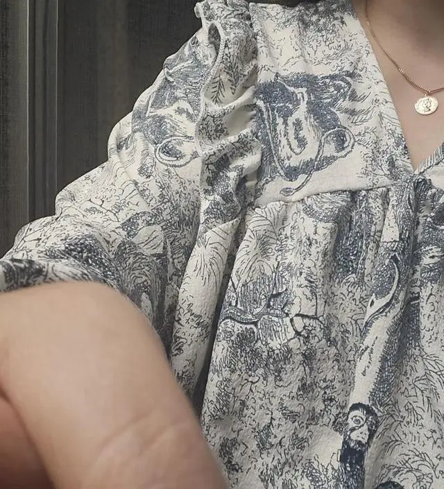 반팔잘입었고 긴팔나와서 구매햇는데 역시편하네요.
