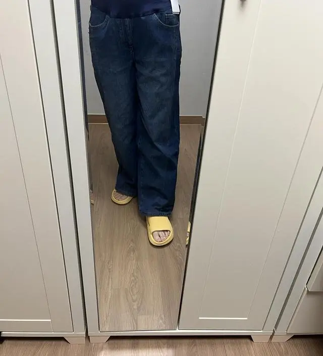 혹시몰라서 라지를 구매했는데 16주인저에겐 크네요😅 배가 좀 더 나오면 입어야할것같