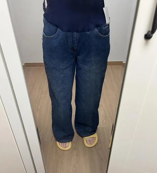 혹시몰라서 라지를 구매했는데 16주인저에겐 크네요😅 배가 좀 더 나오면 입어야할것같