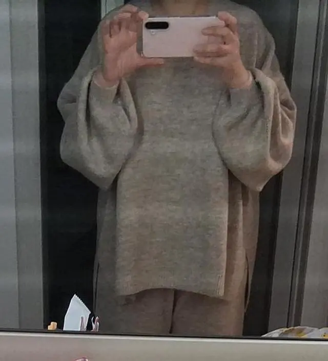 명절에 입으려고 구매했는데 예뻐요