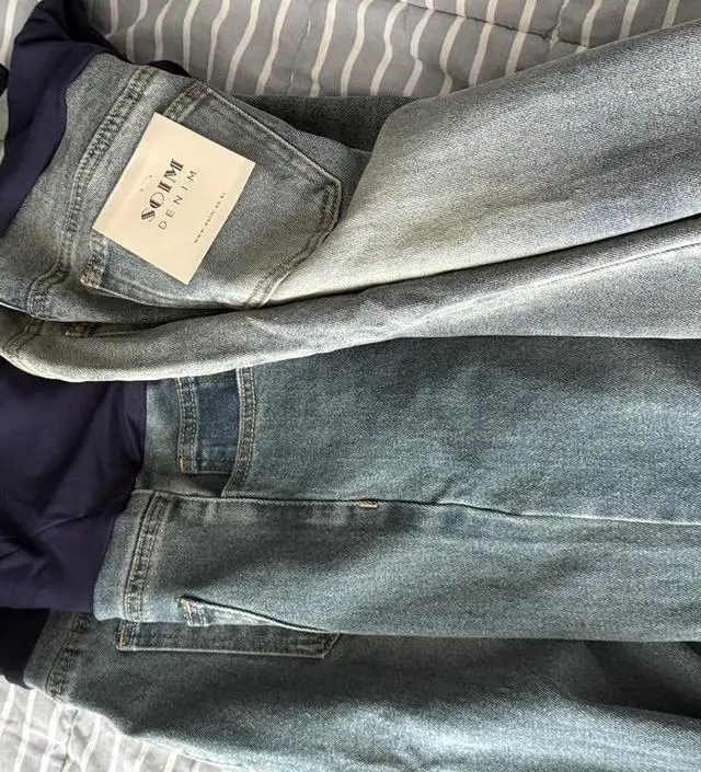 M이랑 사이즈 비교해보려고 샀는데 아직은 좀 큰 감이 있지만 어차피 나중에 L 구매하러