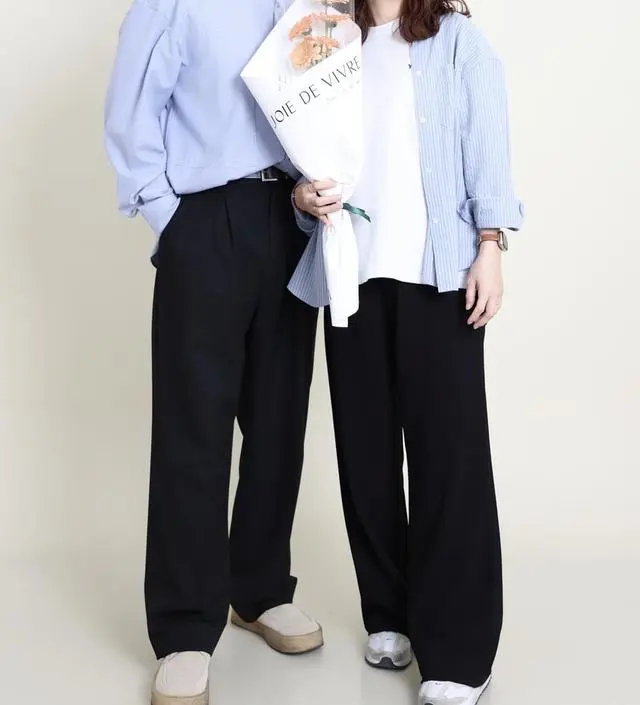 배있는 부분이 쪼이지않고 편하게 잘 입을 수 있어 너무 좋았습니다 길이가 조금 길어 