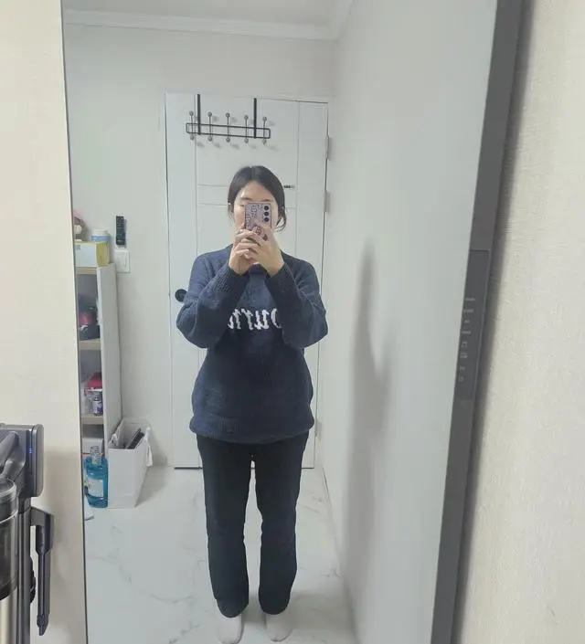 임신 21주차 입니다. 슬랙스 말고 다른 재질의 바지를 구매하고 싶었는데 너무 만족입니