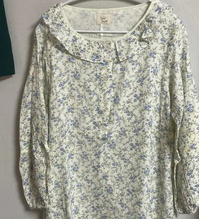 네이버페이에서 작성된 후기입니다.
