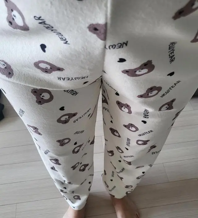 임산부 수면바지 찾고있었는데 마침딱 나와서 바로 구매했어요~ 보드랍고 귀엽고 예뻐요