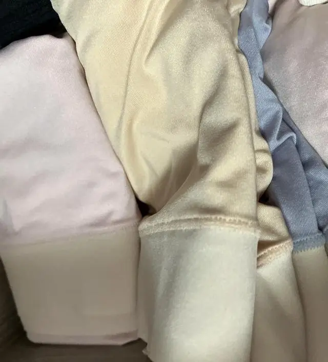 전에 기본핏 말고 오버핏으로 구매해서 입었는데 너무 편하고 이 속옷만 손이 가서 사기