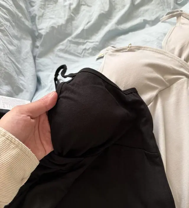 어깨끈 조절 가능해요 ! 
