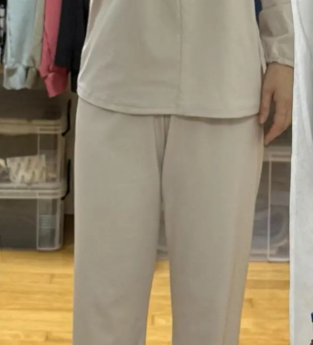 소재 너무 부드러워요. 너무 잘 입고 있어요 ㅎ