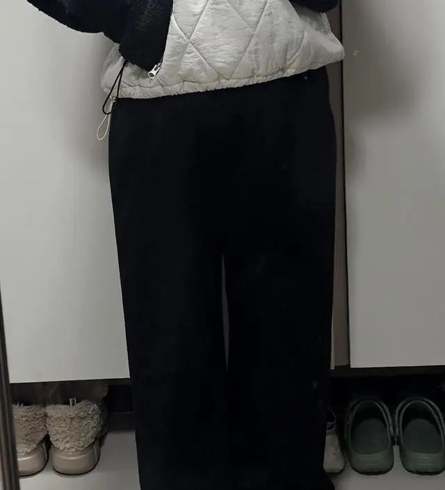 사이즈 한치수 더 큰것도 있었으면 좋겠어요 예쁘고 도톰하니 따뜻한데 저는 허리가 조