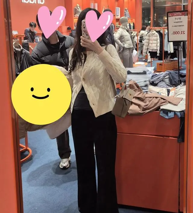 26주고 키가 170이고 지금 59kg이에요.
