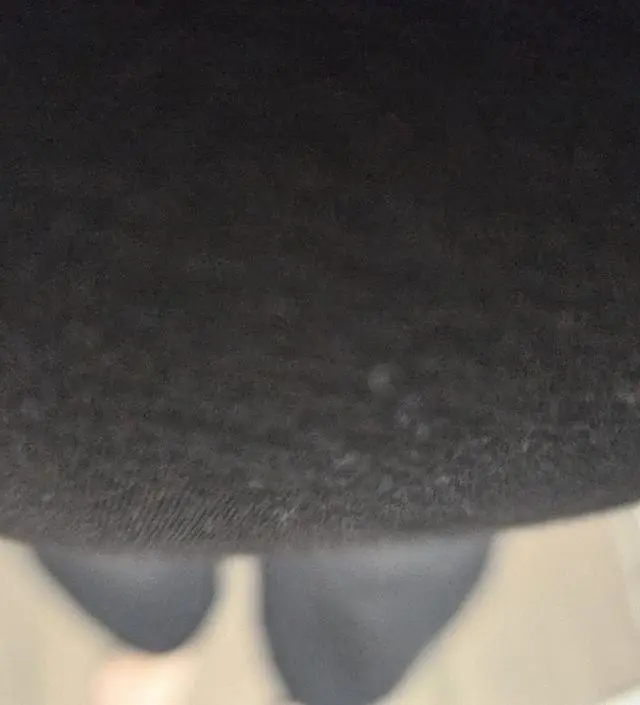 바지 밑단이 조금 크고 길이가 많이 길어요.(키 152cm152)