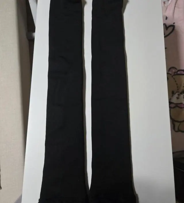 롱치마밑에 타이즈신기는 답답해서 샀어요
