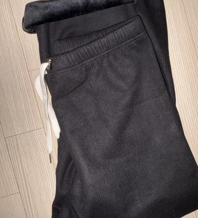 배부분이 편해요~다른컬러도 구매하고싶네요
