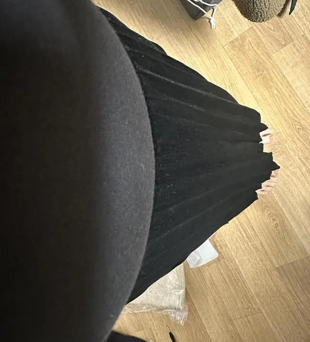 키가 작아서 전에 산 옷들은 다 기장수선했는데 요거는 안해도 되게 적당한 길이라 마음