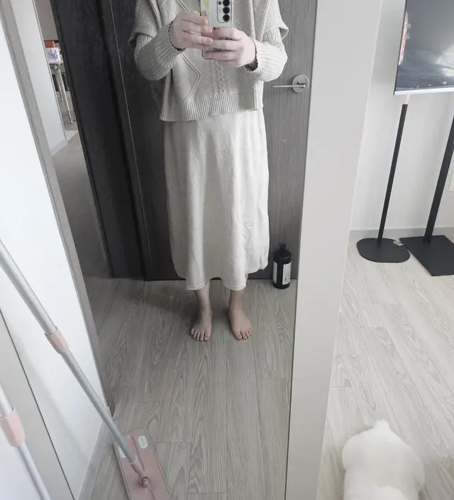 이번에 구매한 옷 중에 제일 마음에 들어요. 더 사고싶어여