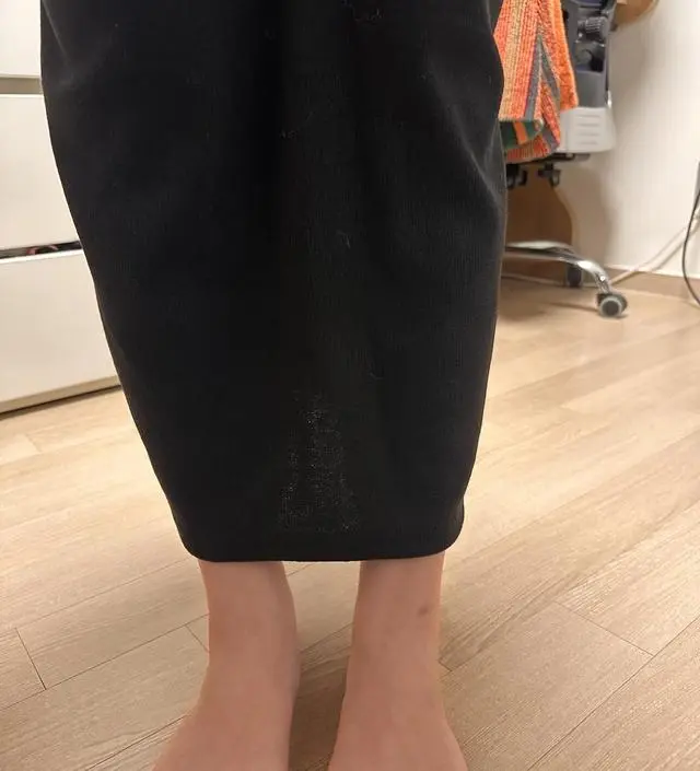 쫌길긴하지만 배까지 끌어올리니 괜찮아요. H라인이라 걸으면서 길어도 안밟혀요