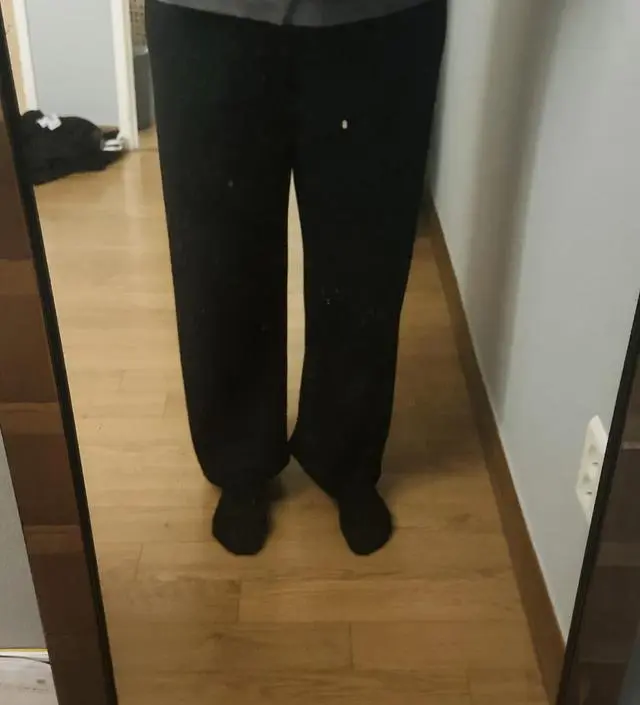 후기로 가면서 추워진 날씨에 걱정이 많았는데 길이도 짧지 않고따뜻해서 좋아요!
