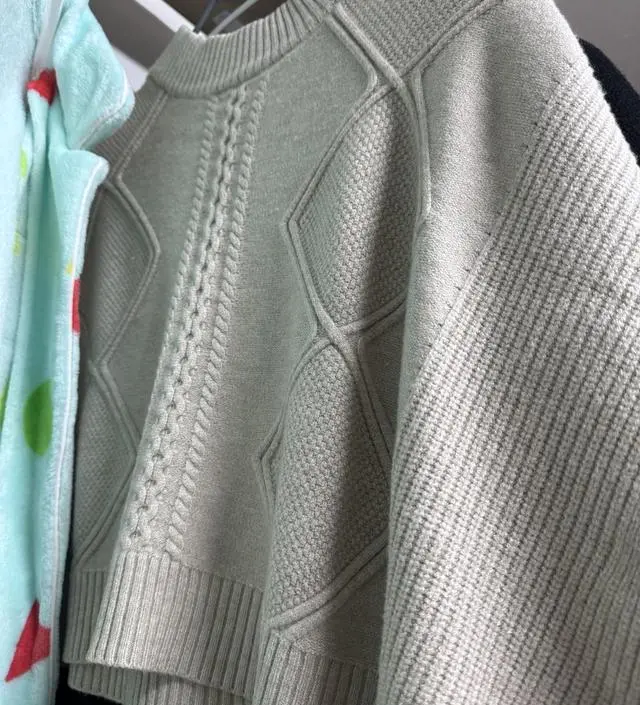 맘에 들어서 아끼다가 사실 한번도 못 입어봄 ㅌㅌ