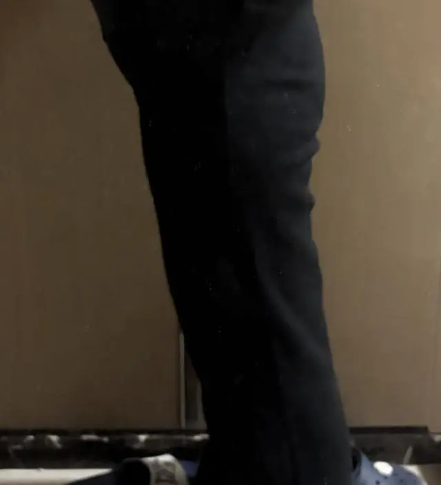 처음에 프리사이즈 구매했다가 후기에는 배가 좀 작을 것 같아서 라지로 교환했어요 부