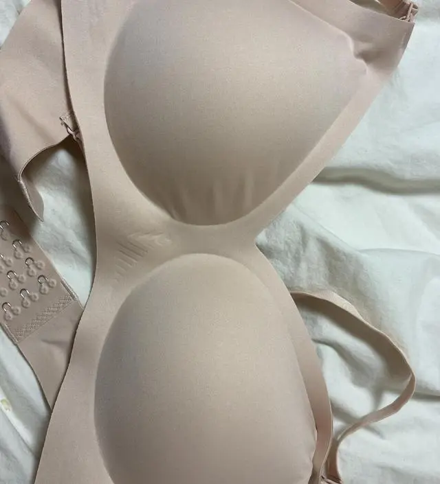 재질도 좋고 나중에 수유할 때 편리하게 생겼어요 ㅎ 