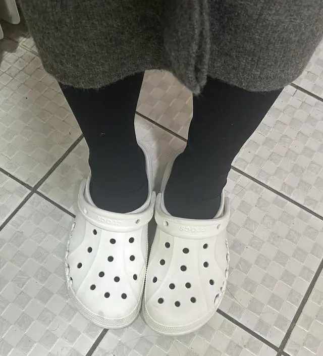 겨울만삭이라 치마입을 때 스타킹 신어야해서 구매했어요 배 부분 조임없이 편합니다!