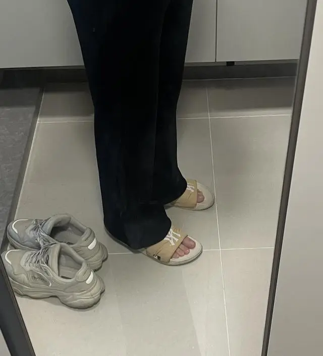 현재 26주인데 처음에 주문이 오배송되서 엑스라지가 왔는데 흘러 내리더라구요~ 다시 