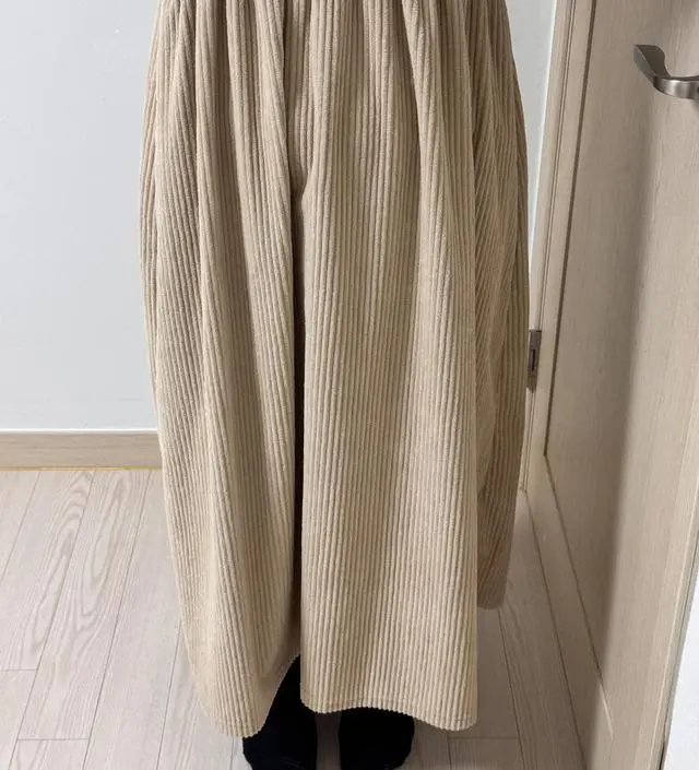 완전 편해요!! 매일 매일 입고 싶을 정도로 편합니다
