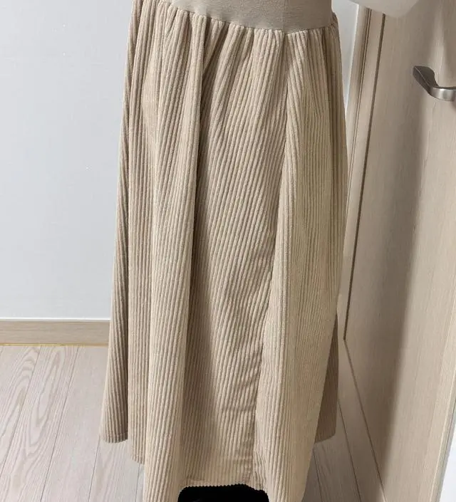 완전 편해요!! 매일 매일 입고 싶을 정도로 편합니다
