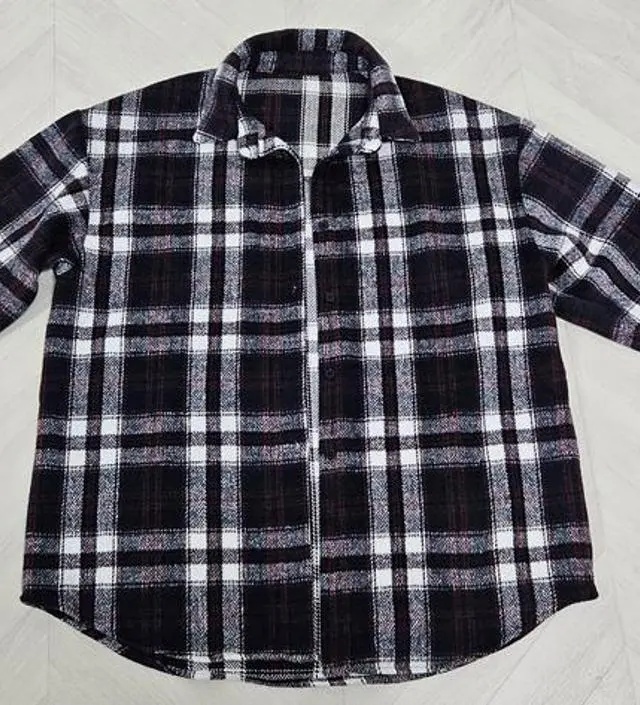 색상, 옷감, 크기 다 맘에 들어요. 배가 많이 나올 걸 생각해 넉넉한 사이즈로 구매했어