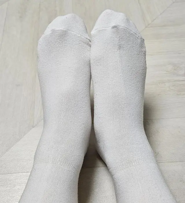 발목이 조이지 않아서 다리가 붓지 않아 좋아요.