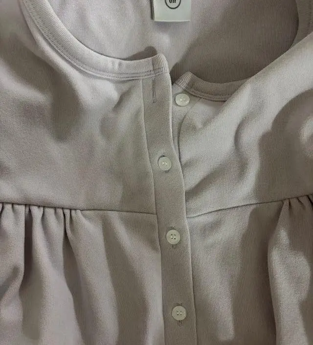 네이버페이에서 작성된 후기입니다.
