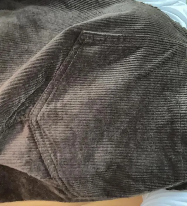 교복처럼 매일 입고 있어요! 너무 따뜻하고 이뻐요!!ㅎㅎ 배가 나오는데 충분히 만삭까