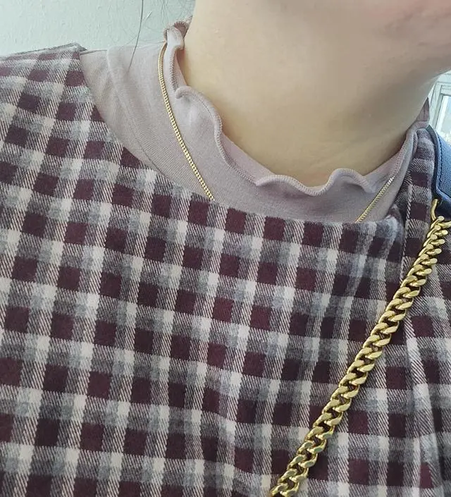 원피스안에 이너로 입으려고 구매햇어요.
