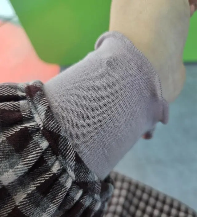 원피스안에 이너로 입으려고 구매햇어요.
