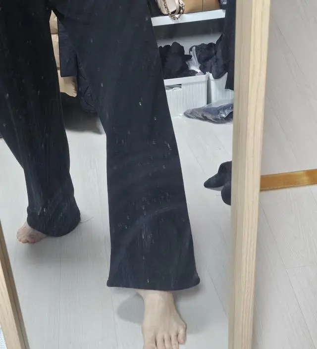 넘 따뜻하고 가볍게 입기 좋아요^^ 
