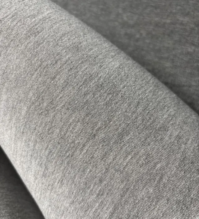 레깅스는 소임이죠 편안하게 착 잘입고있어요 감사해요