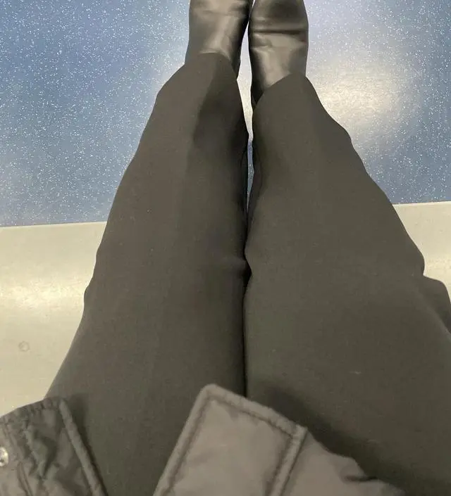 14주차인데 경산이라 그런지 기존바지 입으면 배가 불편했는데, 확실히 임부복 편하네요