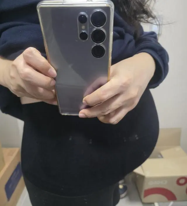 쌍둥이 33주차인데 잘 맞아요 배부분이 편해요