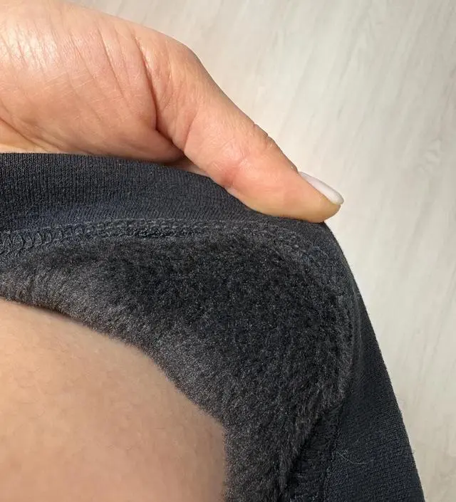 키 160에 기장 딱 적당하구요
