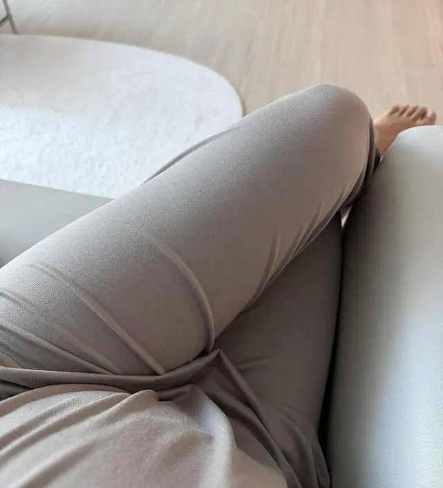 어잿밤에 첨 입고 오늘아침 하나더 사러 들어온김에 리뷰 남겨요. 올해 잠옷 4개째로 산