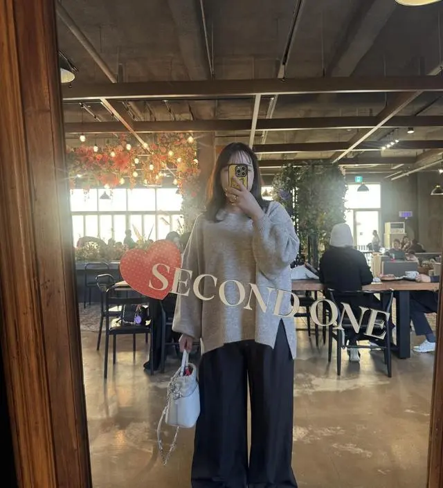 생각보다 너무 보들보들하고 좋아요 맨살에 입어도 까끌까끌하지 않고 매일 손이 갑니다