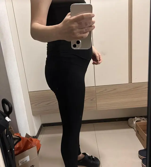 생각했던 스판끼고 편해서 좋습니다
