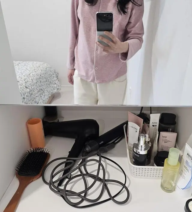 출산일 얼마 안 남아서 병원에서 입을 바지로 샀는데 너무 이뻐서 집에 있는 동안 계속