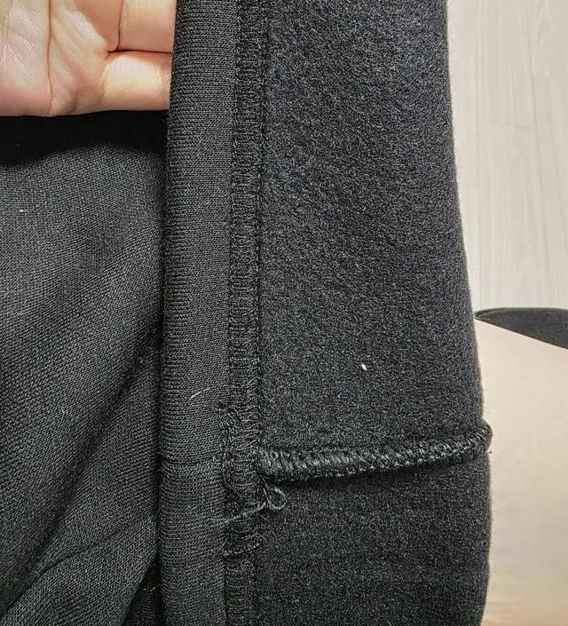 임신 중기인데 배가 쪼이지 않고 편안해요.
