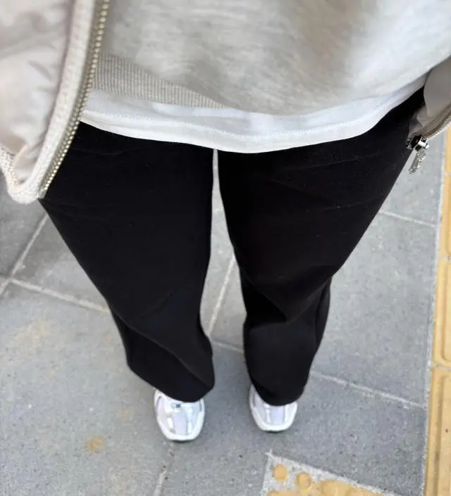 출산후 입으려고 샀는데 너무 크네요ㅠㅠ
