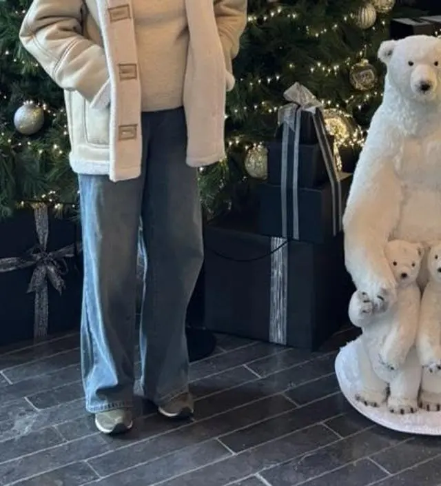 진짜 잘입고있어요. 거의 교복임 ㅋㅋㅋ 핏도 예쁘고 색도 예뻐요